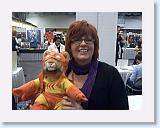 simone * Gail Simone accepts delivery * 2048 x 1536 * (474KB)